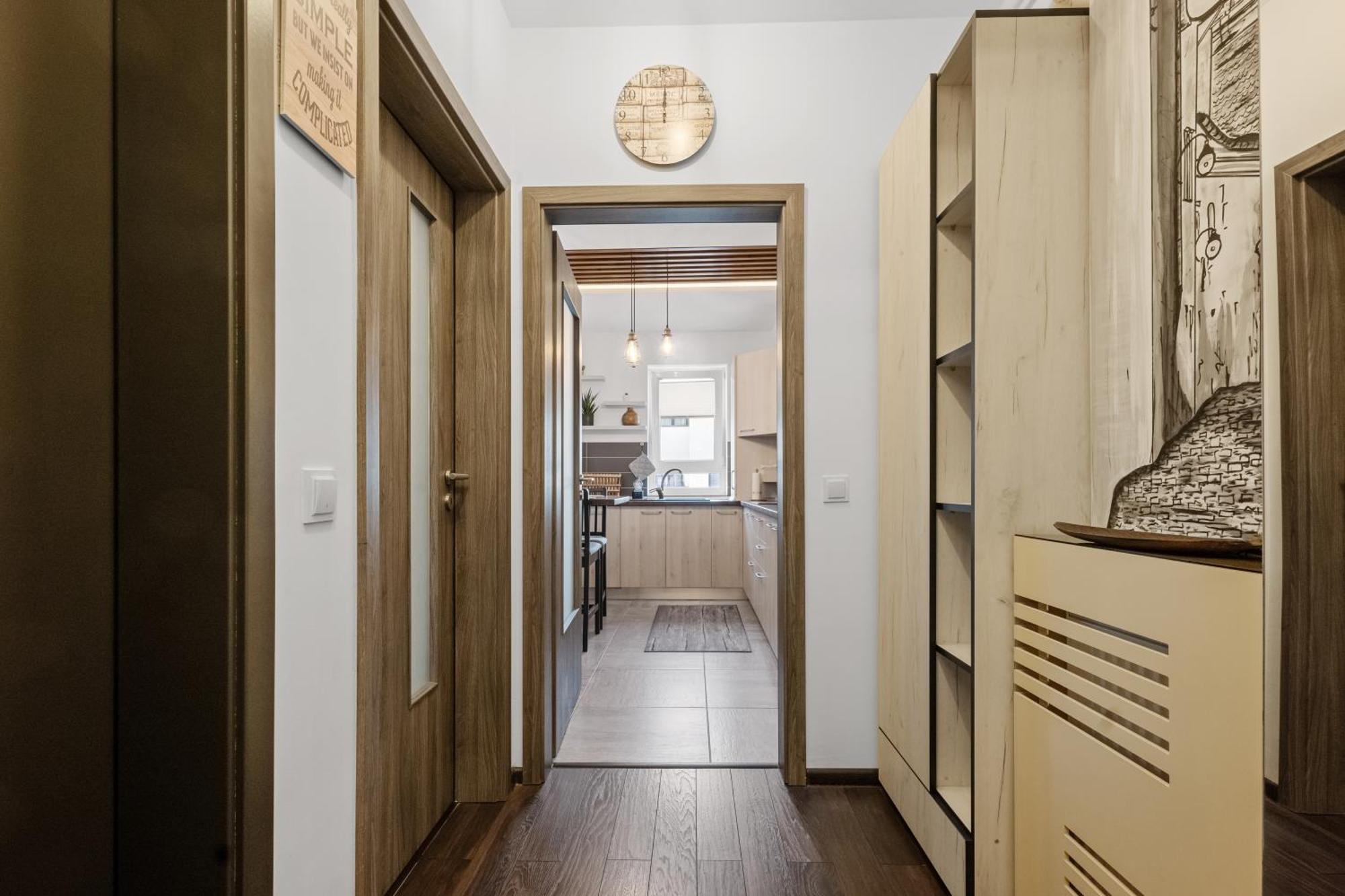 Wooden Touch Apartament *